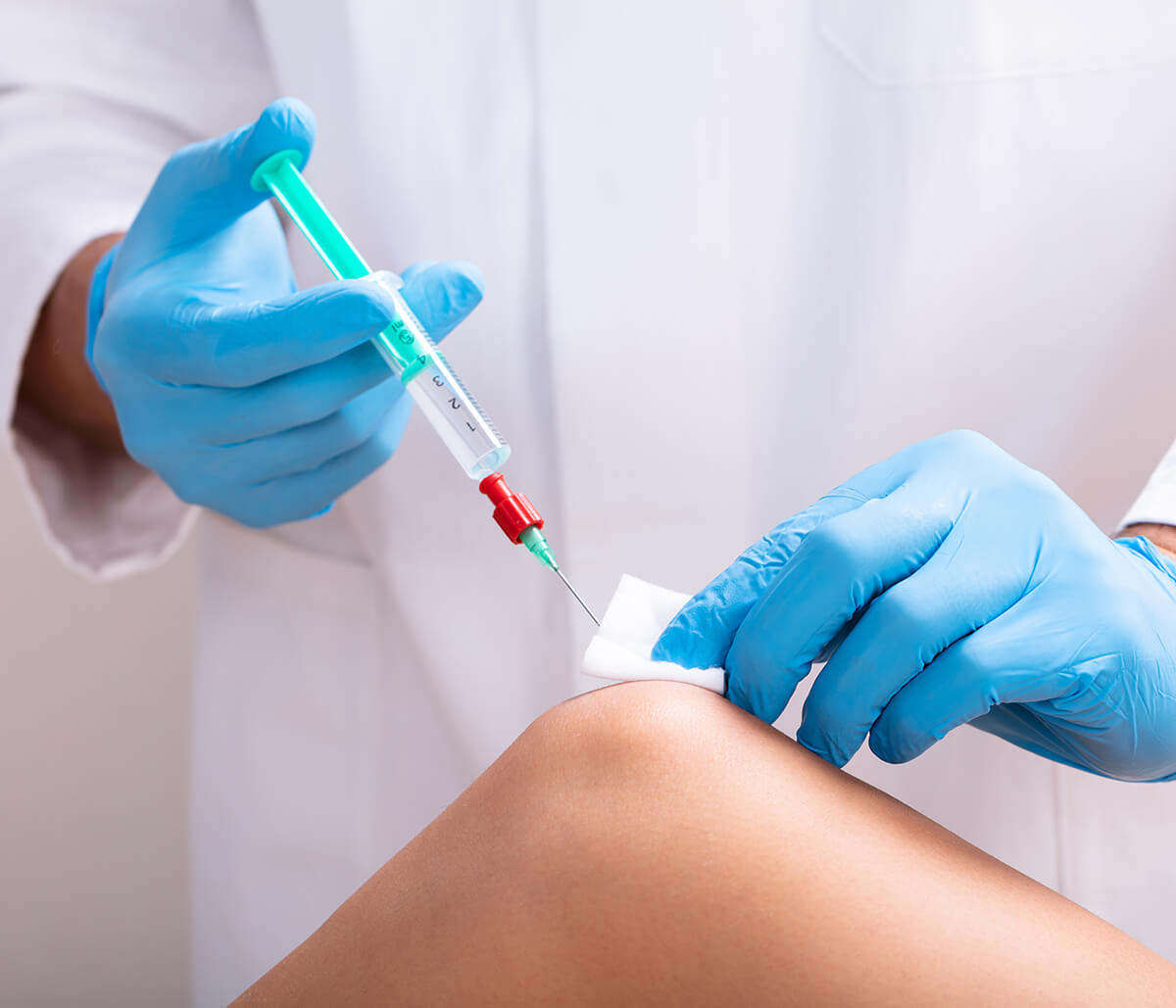 Joint Pain Injection at Seaside Rheumatology & Wellness Center in Encinitas CA Area